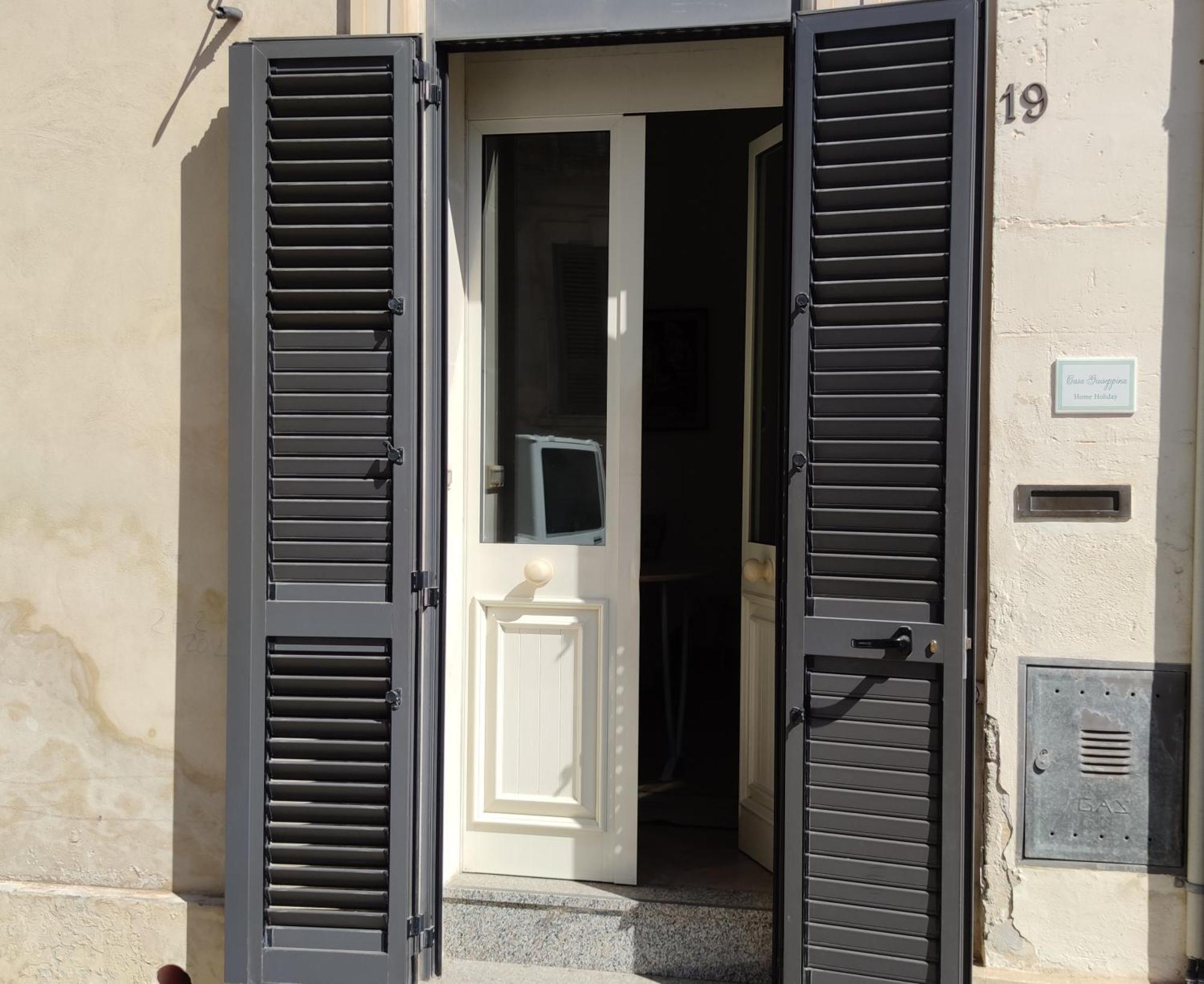 Casa Giuseppina Lecce Villa Exterior foto